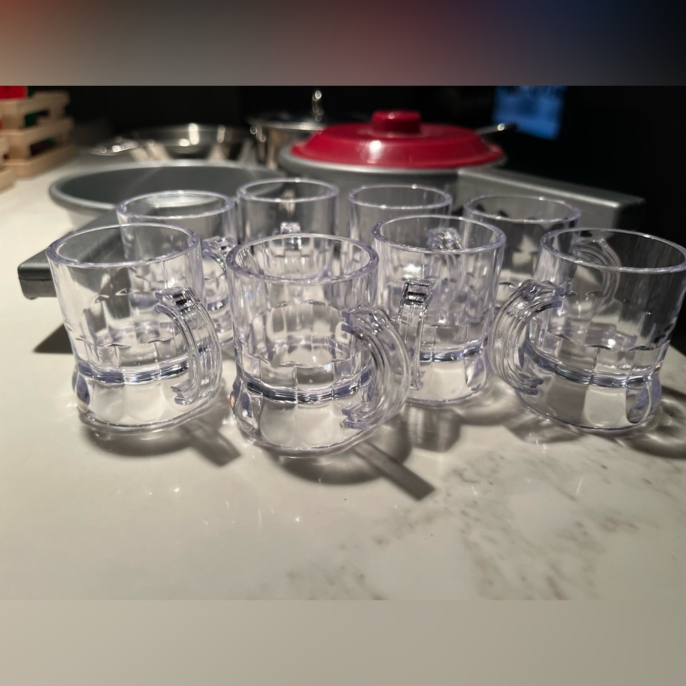 Really fun set of Melissa & Doug kids chefs outfit, wood & plastic pretend food - Picture 3 of 13